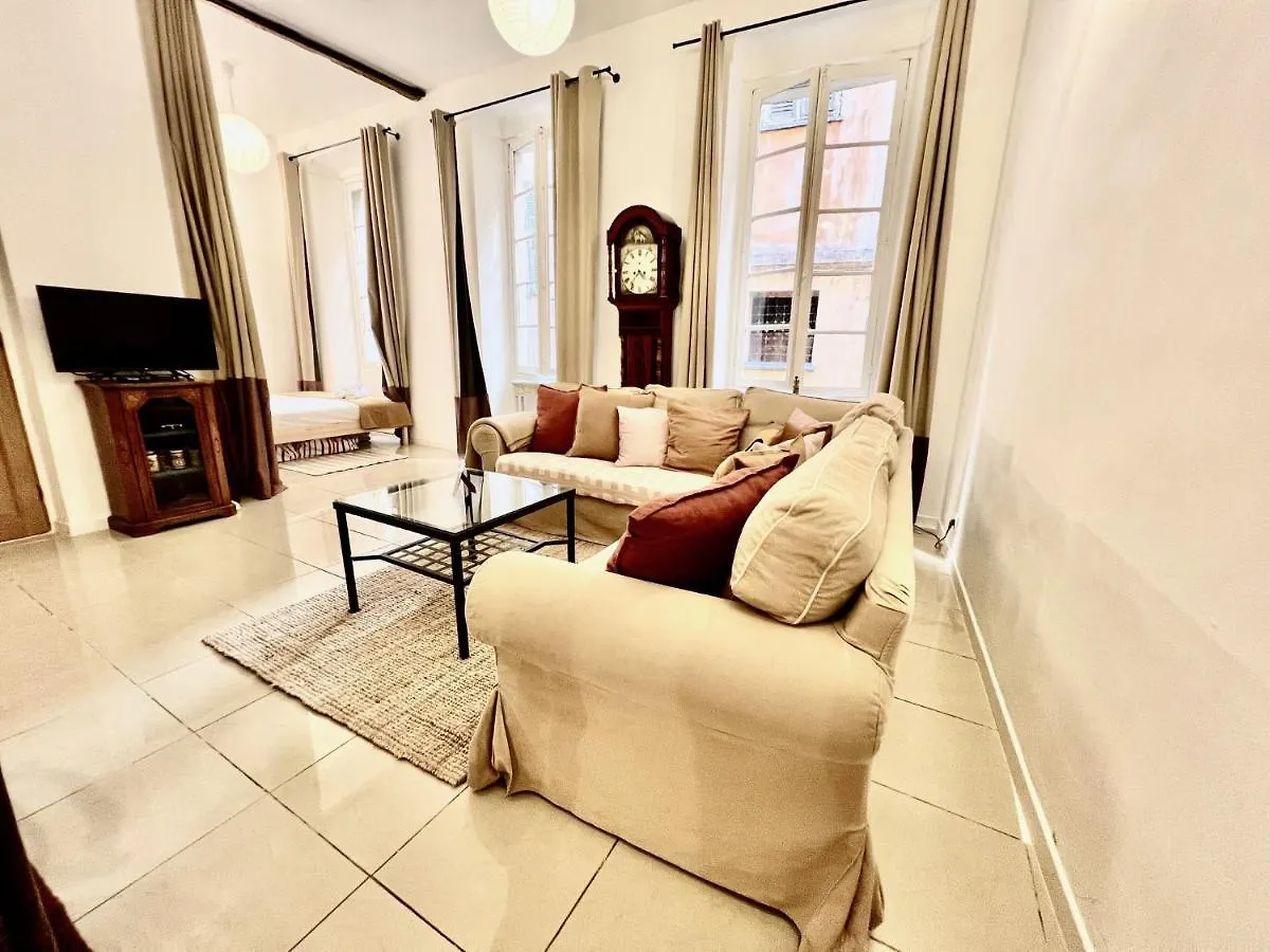 Aparthotel Riviera - Ccc Ot Loft Du Chateau Old Town Prom Des Anglais Nice 0*,  Frankrike